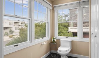 17 E 14TH St, Barnegat Light, NJ 08006