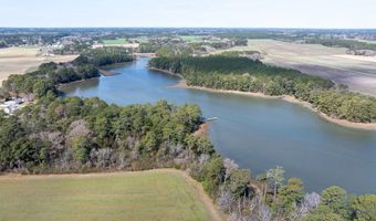 25285 CANTRELL Ln, Accomac, VA 23301