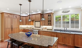 25 Ellison Dr, Bedford, NH 03110