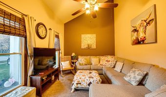 1715 Riverwood Dr, Algonquin, IL 60102