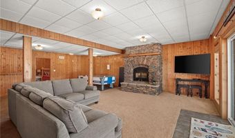 934 Lake Viking Ter, Altamont, MO 64620