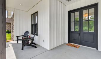 355 Shadows Lawn Dr, Athens, TN 37303