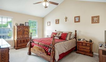 420 April Oaks Ct, Ballwin, MO 63021
