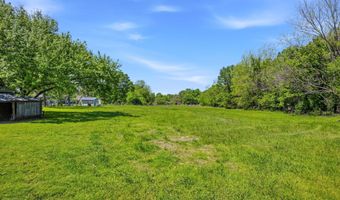 335 E Cofield St, Aurora, MO 65605