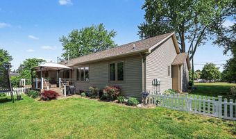 393 Pointe Tremble Rd, Algonac, MI 48001