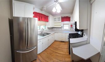 309 5th St SW, Austin, MN 55912