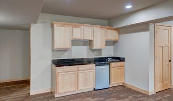 5205 Blazingstar Ln, Fitchburg, WI 53711