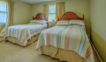 39 Harrison Rd, Bay St. Louis, MS 39520