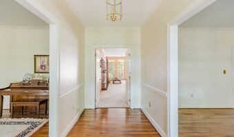 126 Wood Valley Dr, Americus, GA 31709