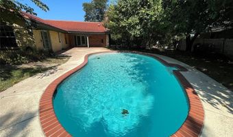 101 Robin Ave, Weatherford, TX 76086