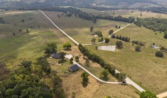 24352 State Hwy Ee, Aurora, MO 65605