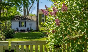 75 Court St, Belfast, ME 04915