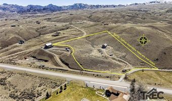 4 Whit Creek Rd, Cody, WY 82414