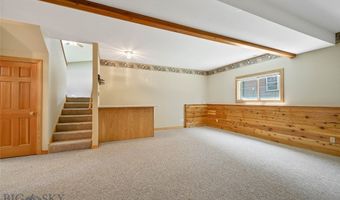 38 A N Woodard Ave, Absarokee, MT 59001