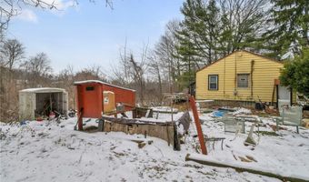 428 Canova Dr, Akron, OH 44319