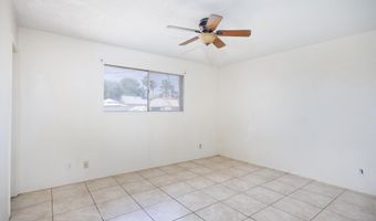 725 E MANOR Dr, Casa Grande, AZ 85122