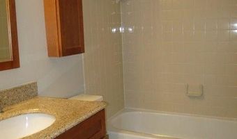 2618- D S ARLINGTON MILL Dr 4, Arlington, VA 22206