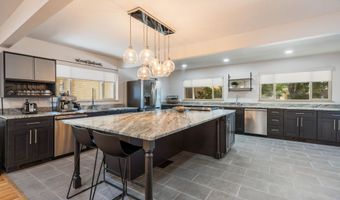 630 Sierra Dr SE, Albuquerque, NM 87108