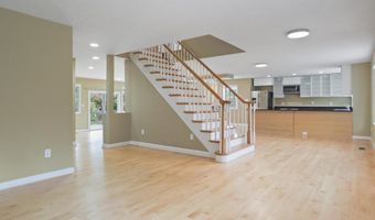 4415 ROBERTS Ave, Annandale, VA 22003
