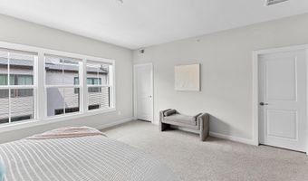 43372 WHITEHEAD Ter, Ashburn, VA 20148