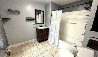 29 York St, Angola, NY 14006