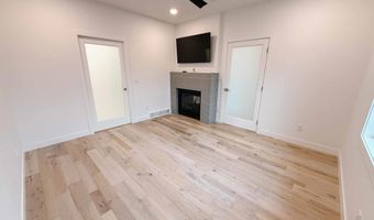 1002 Abby Rd, Alton, IA 51003