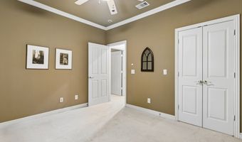 4147 Towne Green Cir, Addison, TX 75001