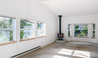 1475 SEACREST Ln, Brookings, OR 97415