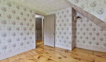 42 Main St, Brookline, NH 03033