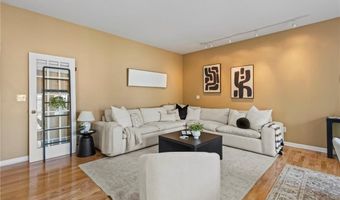 233 Ivy Glen Cir, Avondale Estates, GA 30002