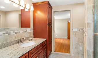 67 Vancouver Ave, Warwick, RI 02886