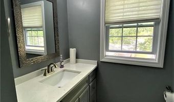 303 Reservoir Ave, Lincoln, RI 02865
