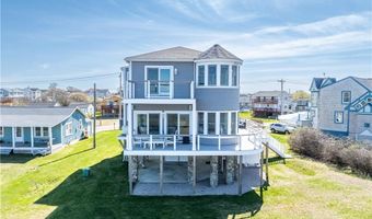 53 Stanton Ave, Narragansett, RI 02882