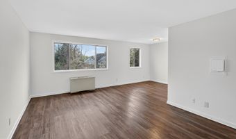 4570 MACARTHUR Blvd NW 208, Washington, DC 20007
