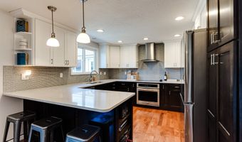 2790 32ND St, Springfield, OR 97477