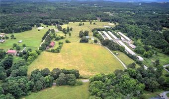 141 Holcomb Spur NW, Adairsville, GA 30103