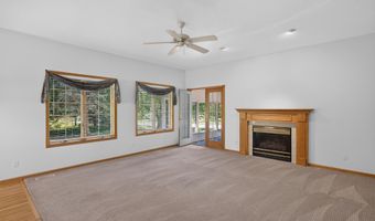 3038 Aspen Rd, Ames, IA 50014