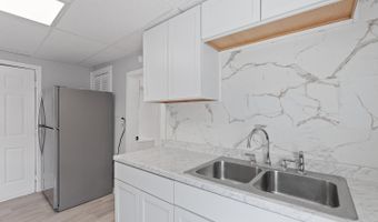 206 Ormsby St, Adrian, MI 49221