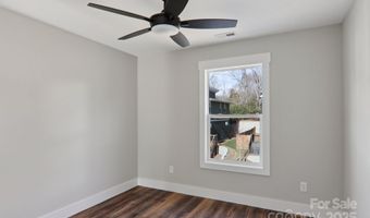 12 Escondido Dr, Asheville, NC 28806