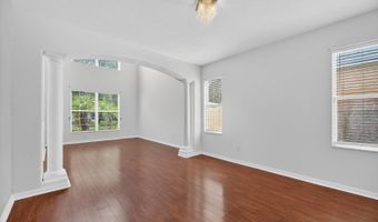7711 Nottinghill Sky Dr, Apollo Beach, FL 33572