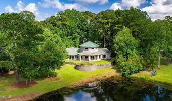 130 Willowbrook Dr, Arapahoe, NC 28510