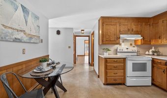 57 Juniper Rd, Andover, MA 01810