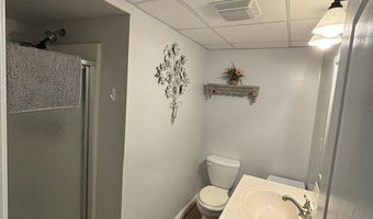 203 CEDARWOOD Ln, Antioch, IL 60002
