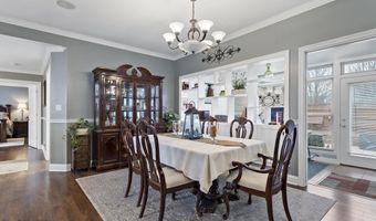 1720 Hollister Dr, Alcoa, TN 37701