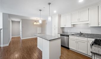60 Saw Mill Dr 301, North Kingstown, RI 02852