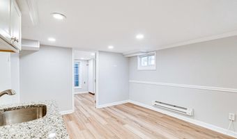 1519 STAFFORD St N 3, Arlington, VA 22207