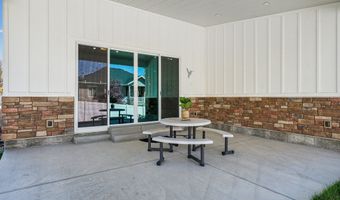 735 E 850 S, Centerville, UT 84014
