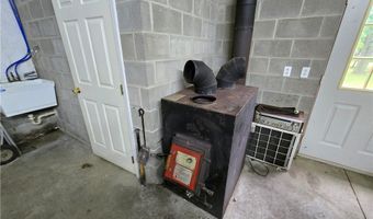 6009 Bole Dr, Andover, OH 44003