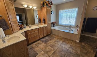222 Hamilton Ridge Ave, Alamogordo, NM 88310