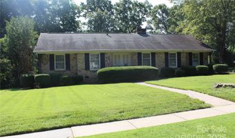7017 Knightswood Dr, Charlotte, NC 28226
